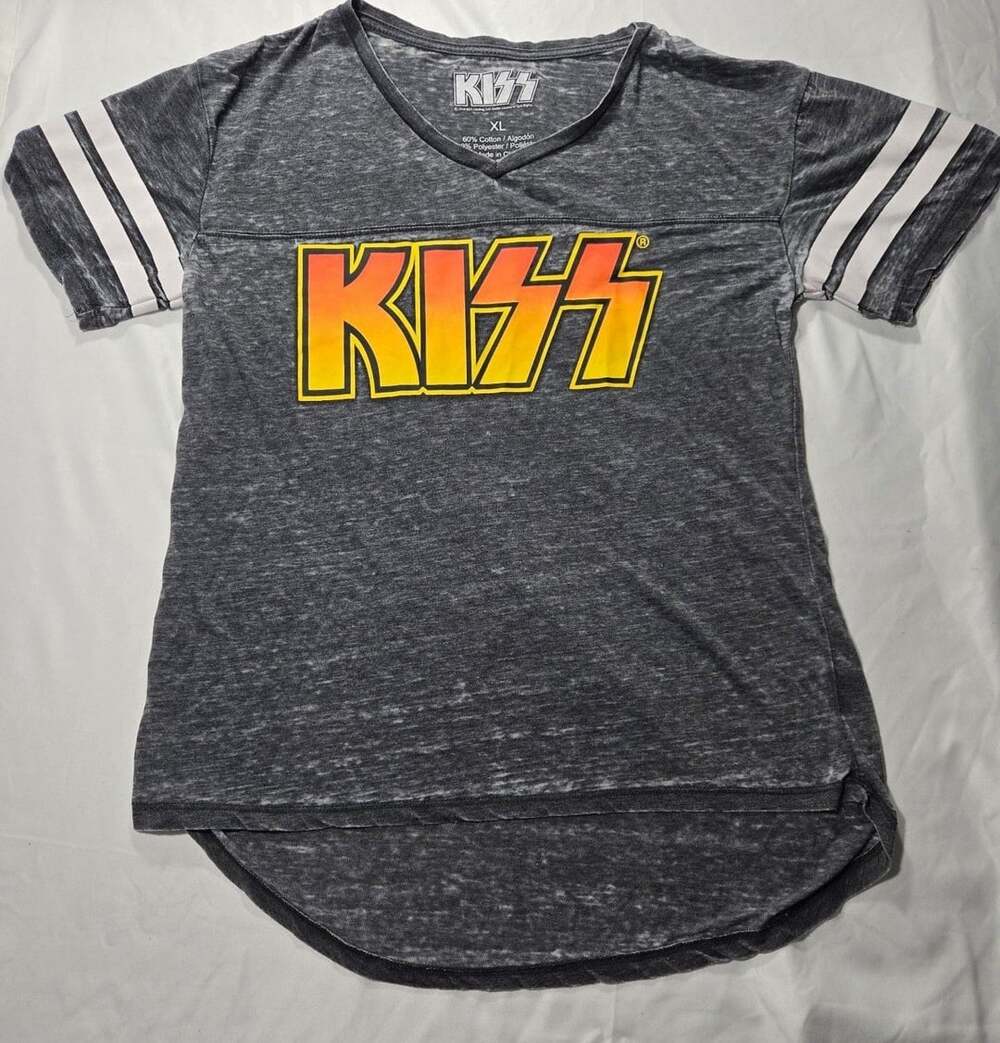 KISS Band T-Shirt Size XL Gray Acid Wash Short Sleeve Jersey Top